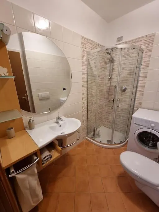 Como Lake Green Oasis